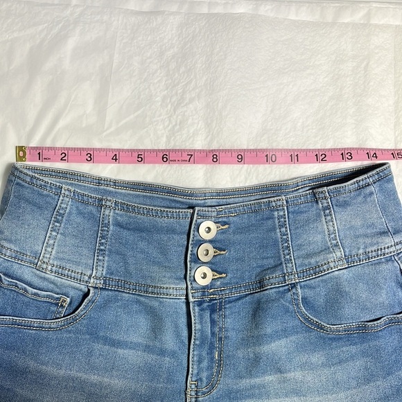 NOBO ultra high-rise Jean shorts size 15 - Picture 4 of 6